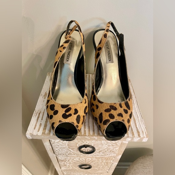 Steve Madden Leopard Print / Peep Toe / Slingback Heels - 7.5 - Picture 3 of 5